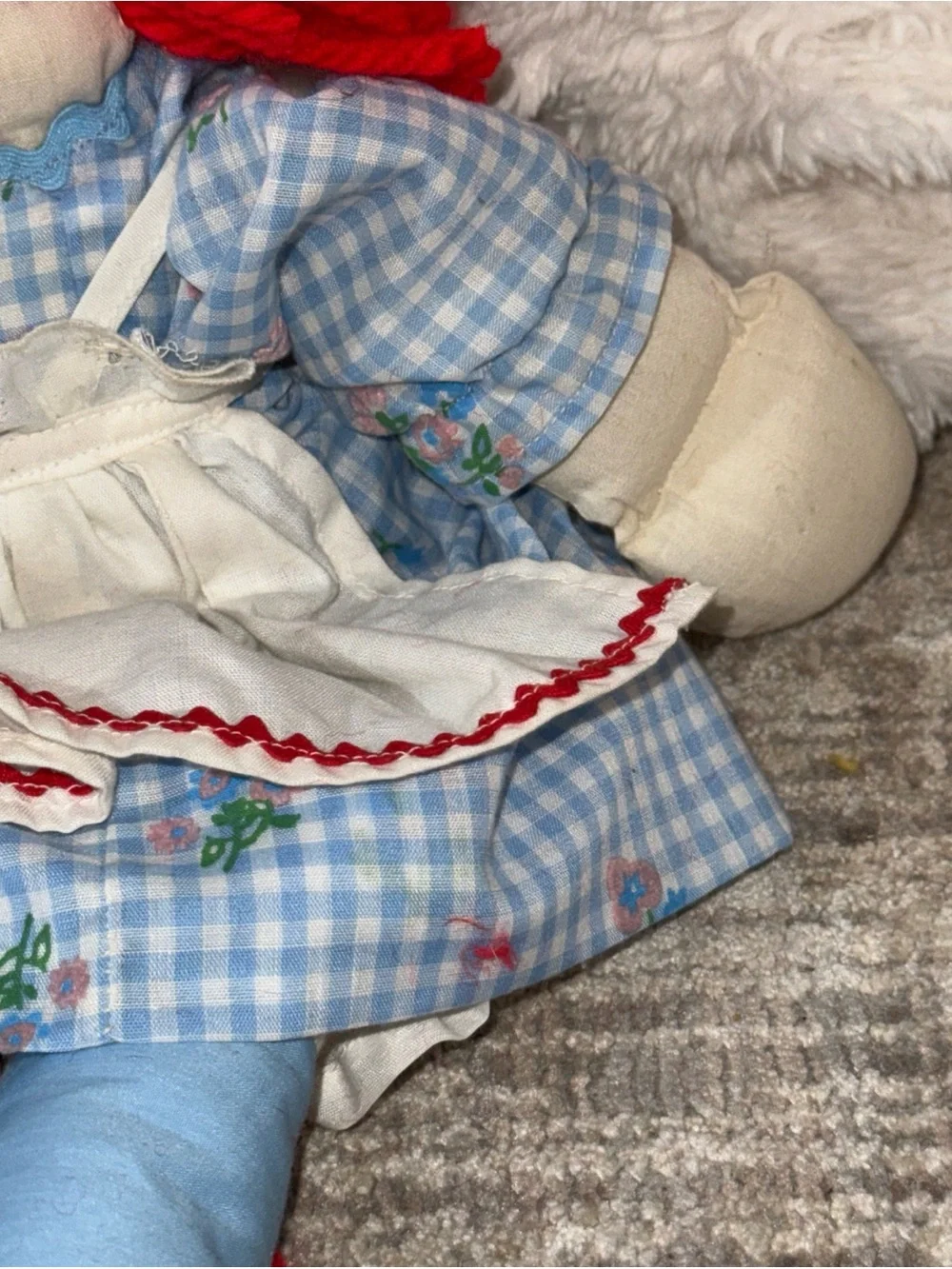 Raggedy Anne 10” Vinatge rag doll